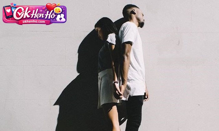 Làm gì khi bị từ chối tình cảm và có nên tiếp tục với tình cảm này?